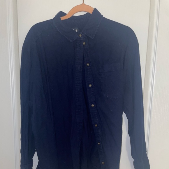 Gap blue flannel button up - Picture 2 of 4